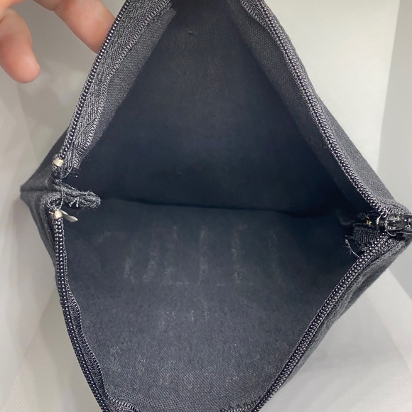 ๐ Host Pick ๐ Tacos are My Valentine Cosmetic Bag - Picture 4 of 5